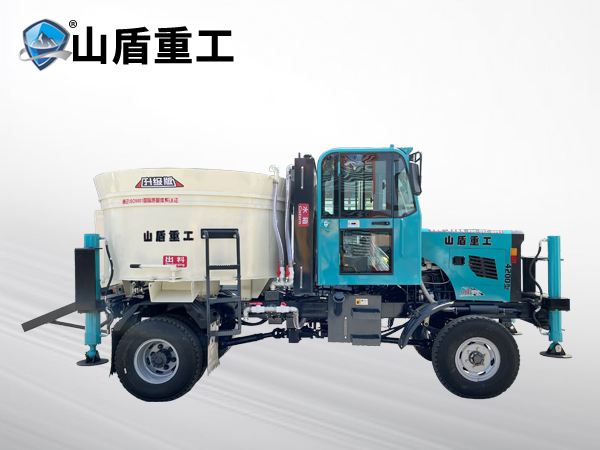 自動(dòng)上料攪拌車有哪些特點(diǎn)？